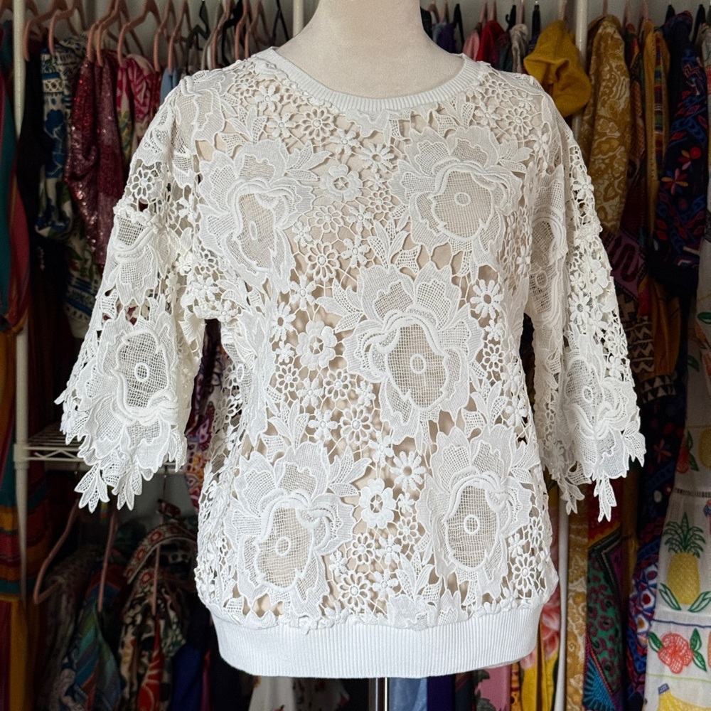 Anthropologie White Floral Lace Sweatshirt EUC Small